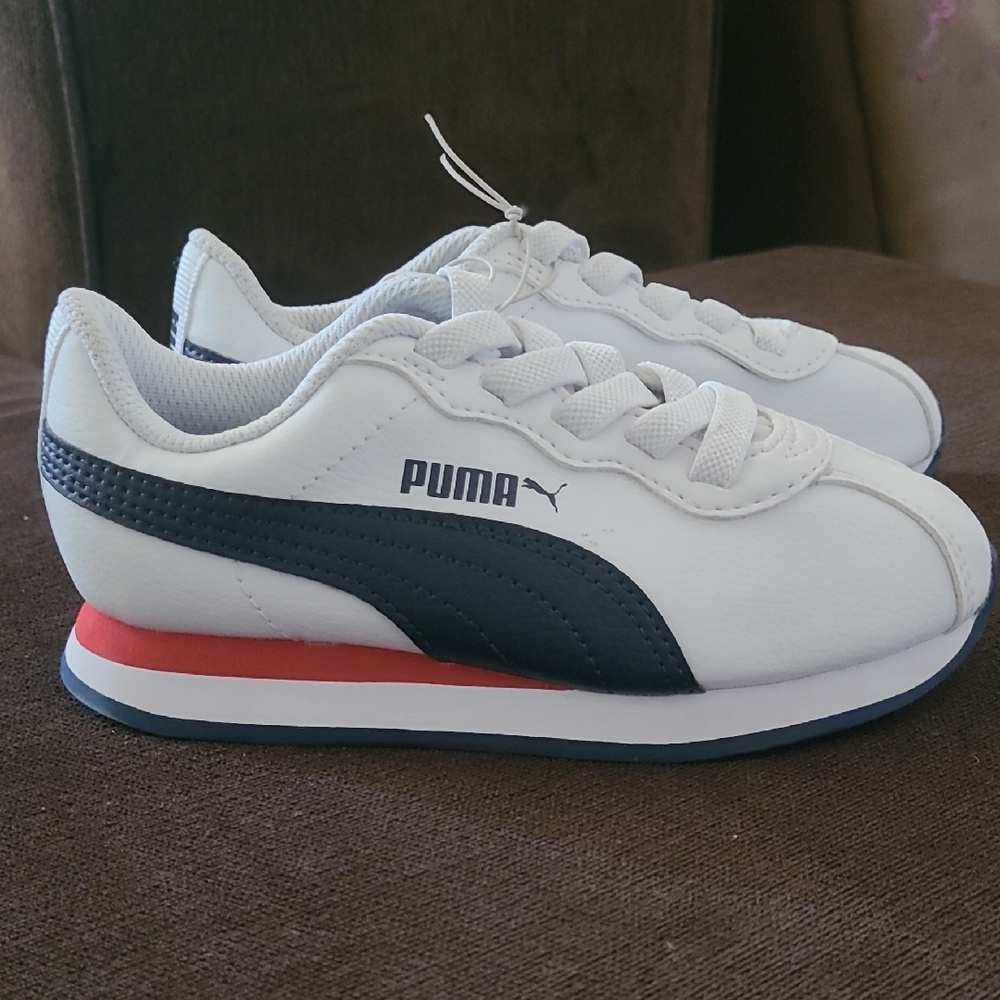 Unisex Kids White, Blue, and Red Slip-on Puma Low-Top Sneakers - Size 11